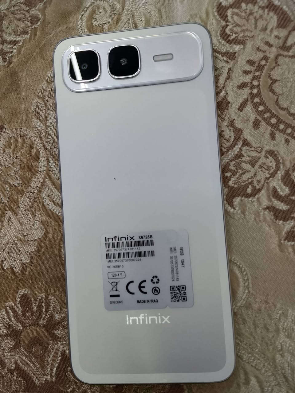 موبايل انفنيكس نظيف جدا مع ساعه هواوي نظيف السعر 200 الاتصال بالرقم ***********
