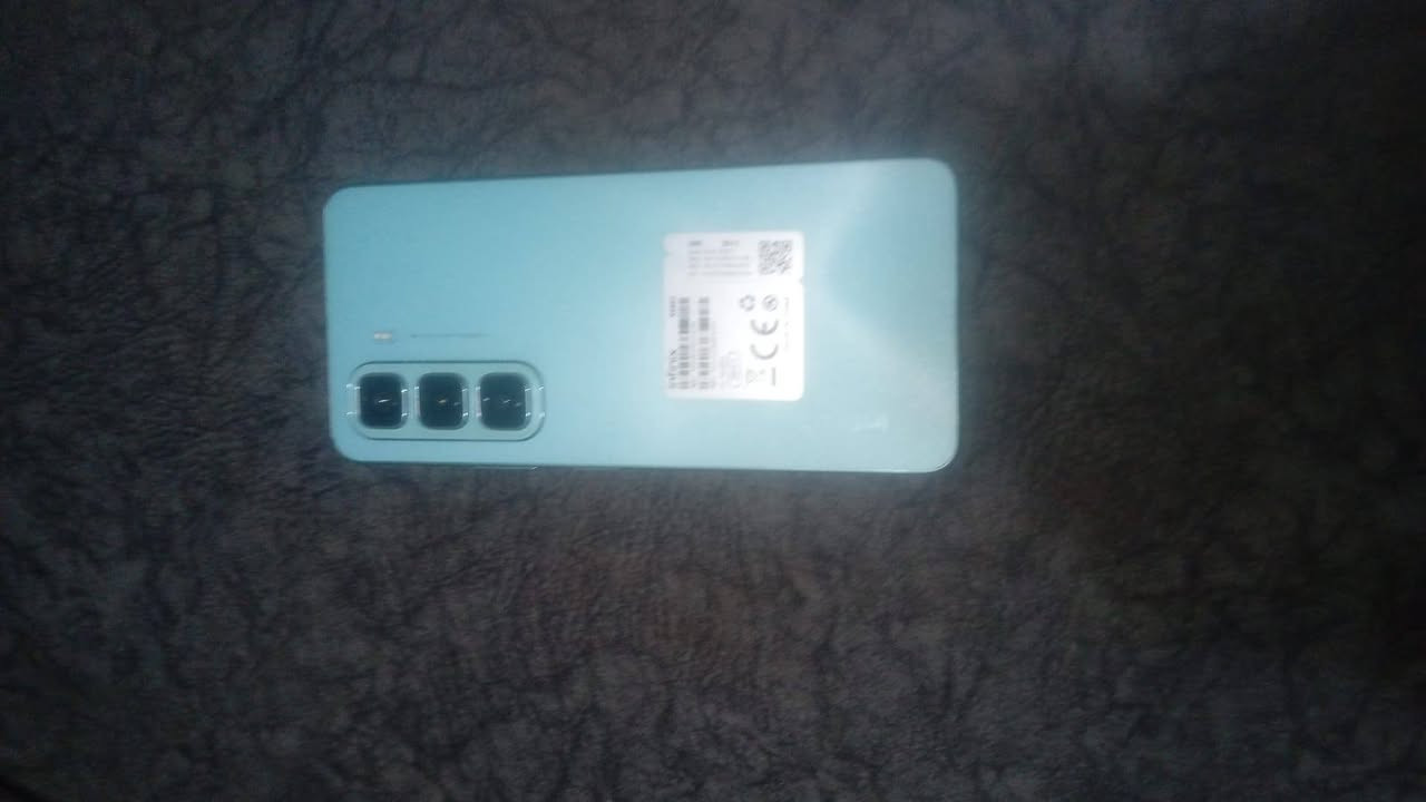 للبيع ‼️
موبايل Infinix HOT 50 
كلشي مابي لا مكسور ولا مبدل شاشة ولا ضهر 
موبايل جديد 

256 GB
 RAM 6
البطارية mAh5000
الكاميرا الخلفية 50M
الكاميرا الامامية 8M
الشاشة 1080X2460
العنوان 📍 صلاح الدين سامراء البوباز قرب تانكيات البوباز 
السعر / خاص 
يجي ويا الشاحنة الخاصة بالموبايل و كفر شفافي


**إذا كنت صاحب هذا الإعلان وتريد حذفه لأي سبب، رجاءا أرسل رسالة إلى الدعم الفني**