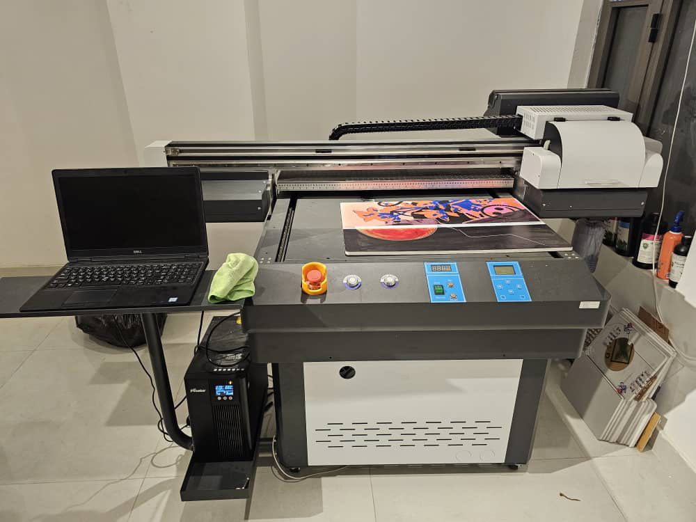 بحاجة الى موظفين يجيدون العمل على هذه الأجهزة للأستفسار واتساب ***********
