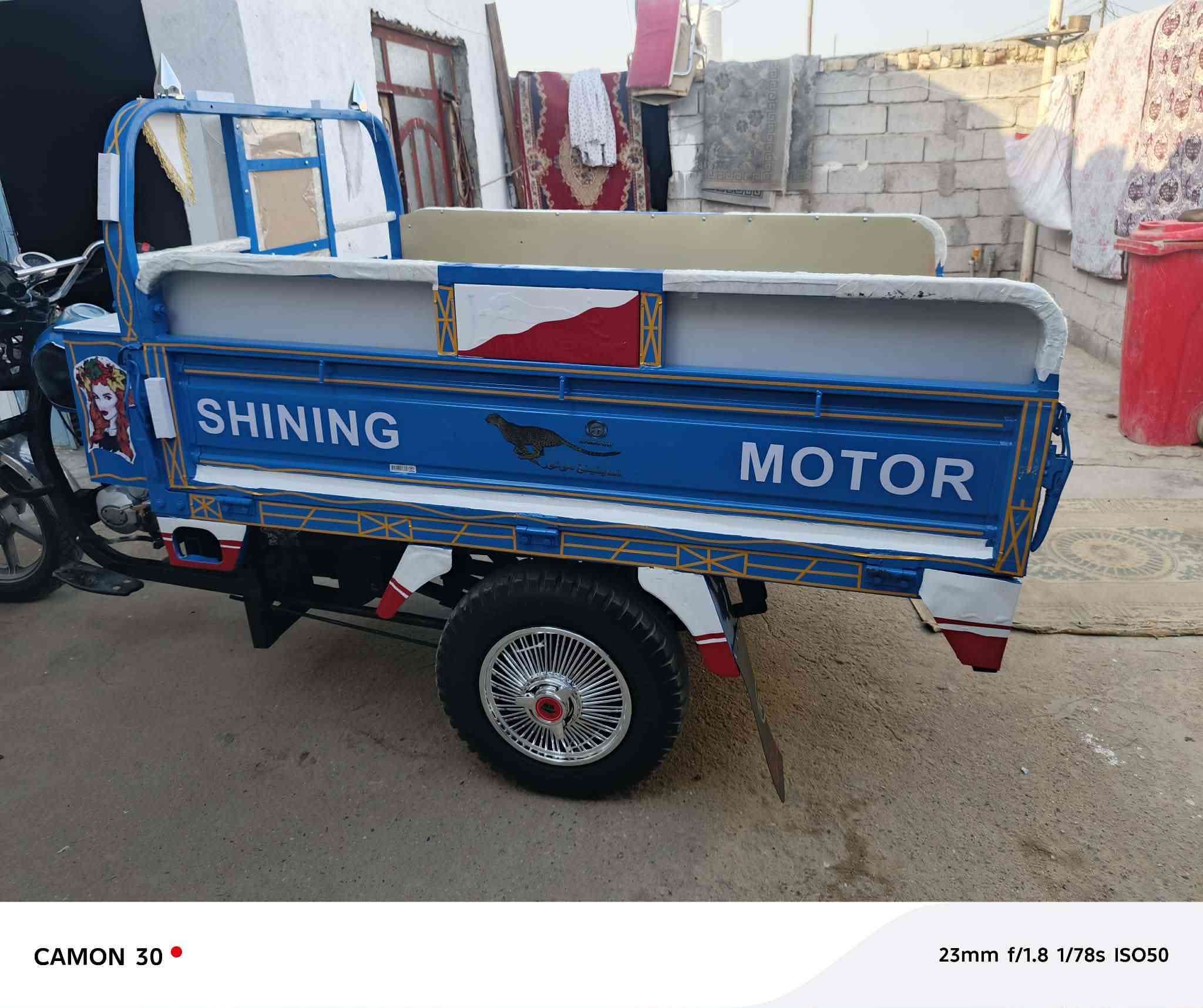 سلام عليكم ستوته جمره للبيع موديل 2016 اوراق اصولي شاصي كهربائيات ركبه مكفوله السعر مليون 550 وبيها مجال انتصل علئ الرقم و تتدلل ***********/***********
