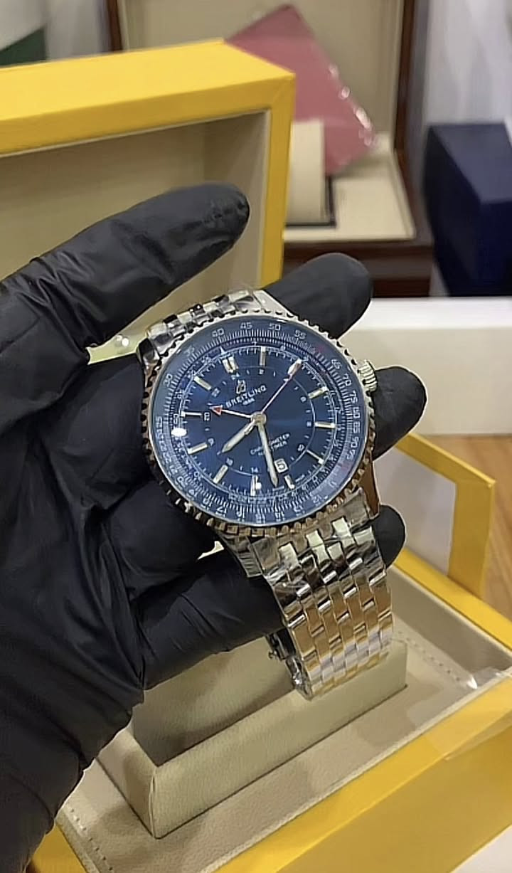 شباب ساعه برتلنك ماستركوالتي عالي اوتماتيك جي ام تي رنك دوار علبه اصليه وكارت ضمان كامل مرفقات تفاصيل والسعرخاص او اتصال واتساب ***********
