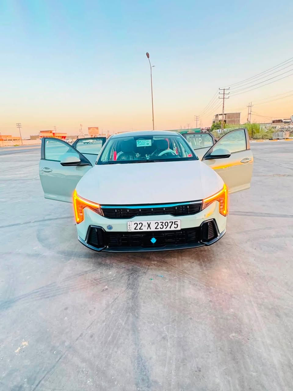 ل
📍 الموقع: صويره

🚗 وارد أمريكي (شمالي)

📌 الحادث كان بالمقدمة (البانيت والشاصي فقط)، المحرك سليم وما داخل عليه.

أهم المواصفات:

* محرك 2000cc

* تشغيل بصمة

* تشغيل عن بعد

* دخول ذكي

* ترحيب وإنارة LED

* شاشة ديجتل كبيرة متصلة

* كاميرا 360°

* أوتو هولد

* سايد بريك كهربائي

* شحن لاسلكي

* رادار أمامي وخلفي وجانبي

* تحديد مسار وتنبيه مغادرة المسار

* كروز كنترول ذكي

* قيادة شبه ذاتية

* تدفئة كشنات وستيرن

* أوتو ستوب

* وضعيات قيادة متعددة

* داخلية لونين

* نظام صوت ممتاز

✅ السيارة جاهزة وكاملة بدون أي نواقص.

✅ صور الحادث موجودة للجادين.

💰 البيع مستعجل والجاد يتصل فقط ‭***********‬
