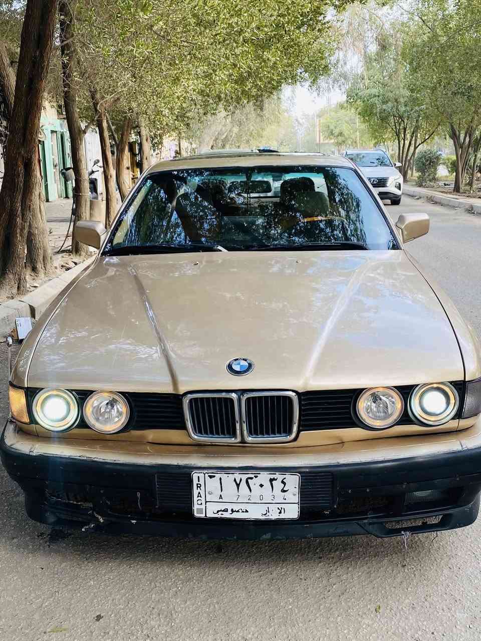 سلام عليكم
735 اصل اوتو 

كير محركمكفولات 

موديل 1989 اصل 

تخم تاير جديد 

سعر 39$  بي مجال شي قليل 

***********
