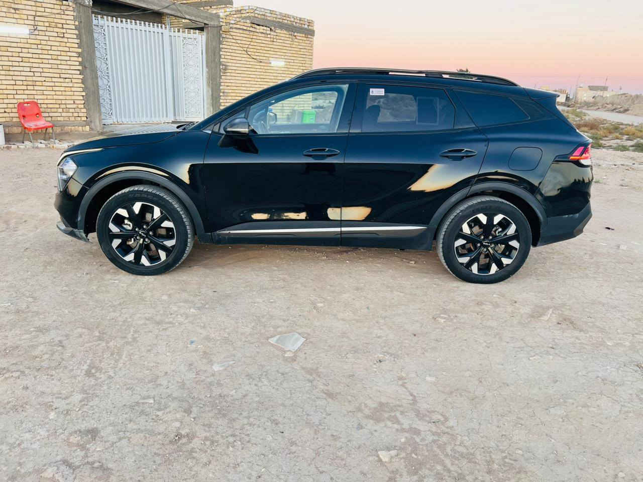 السلام عليكم
كيه سبورتج موديل 2023وارد امريكي فول مواصفات سياره بيه قطعتين تبديل وقطعه صبغ بعدهه بتراب الشركه ماشيه 80الف فول كفاله عامه كير مكينه حداديه كهربائيات تخم تاير تبريد تدفه كلشي وضع شركه 
المكان الناصريه السعر 170وبيه مجال ترهم مراوس 
***********
