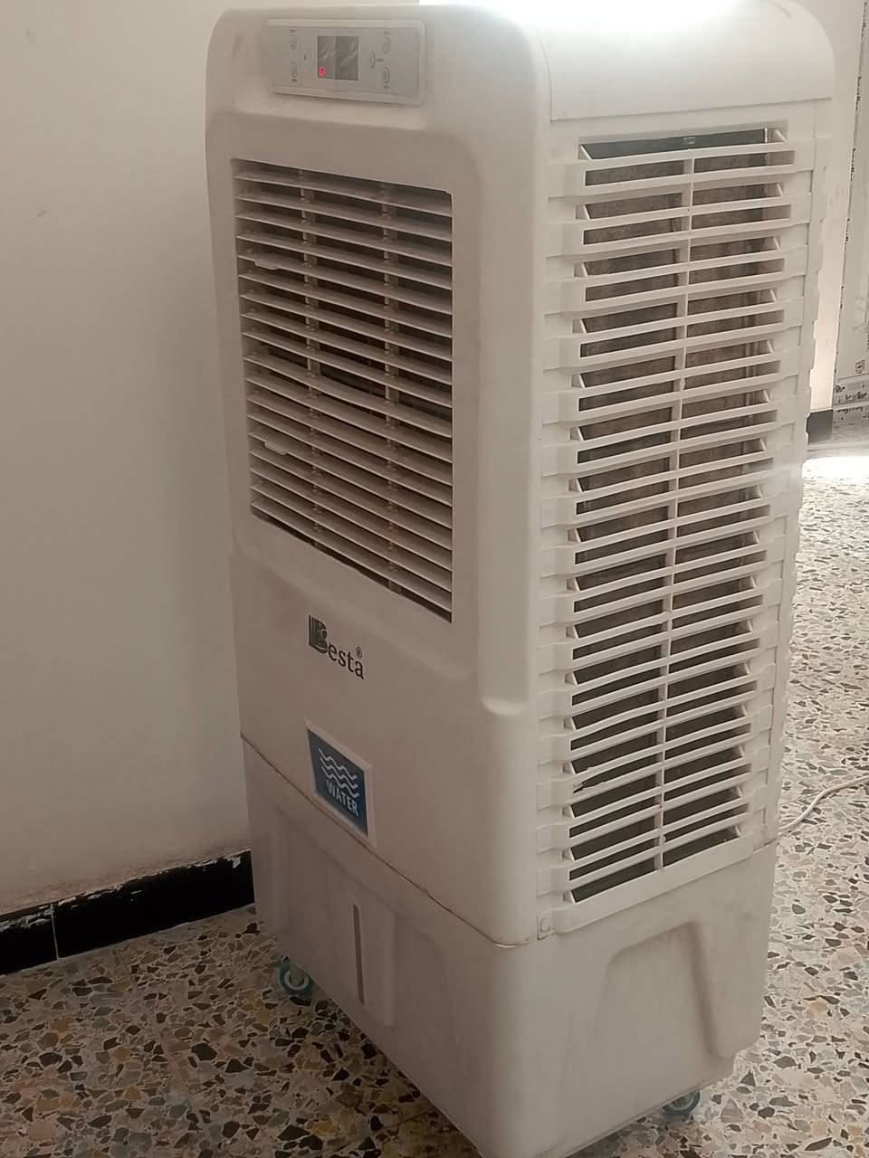 مبردة (كمفيرة) للبيع في كربلاء استعمال سنة واحدة تشتغل ثلاث درجات

السعر (150 الف) الشراي يراسل واتساب
‏‪***********‬‏
