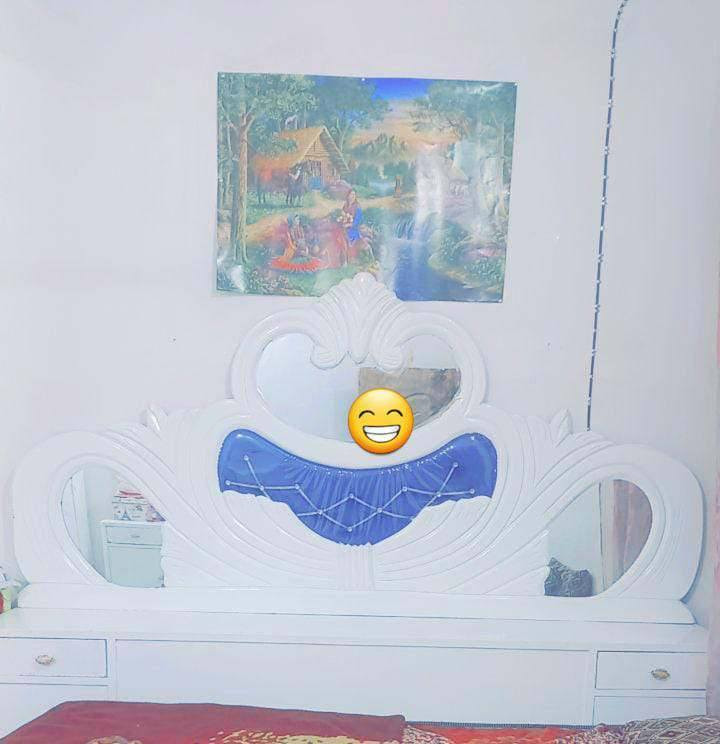 للبيع نجف ابو صخير 600 وبيها مجال*********** واتساب
