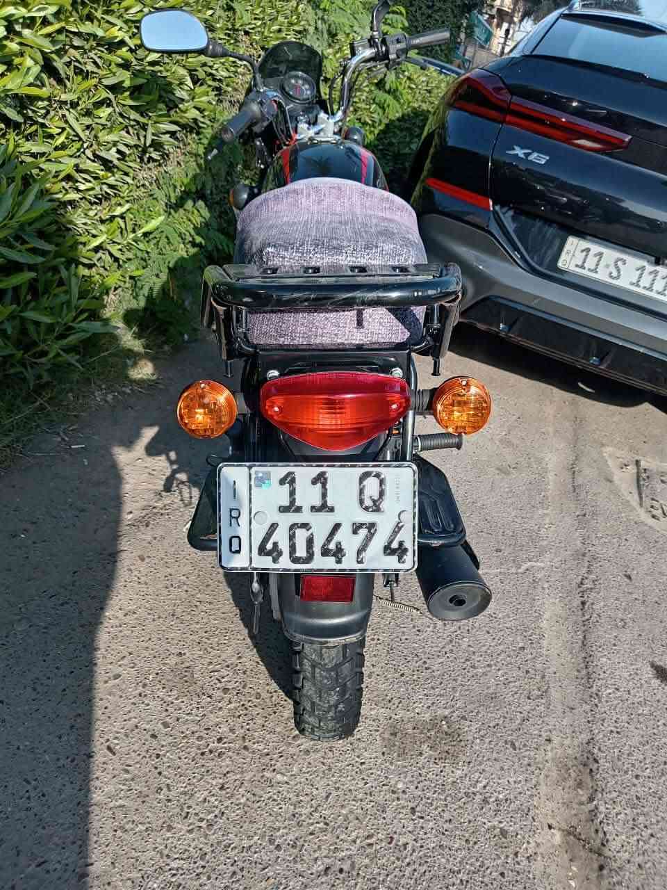 بوكسر مرقم بغداد 
نضافة فول مكينة ممفتوحة 
***********
اني مكلف بنشر هذا رقم صاحبها.
