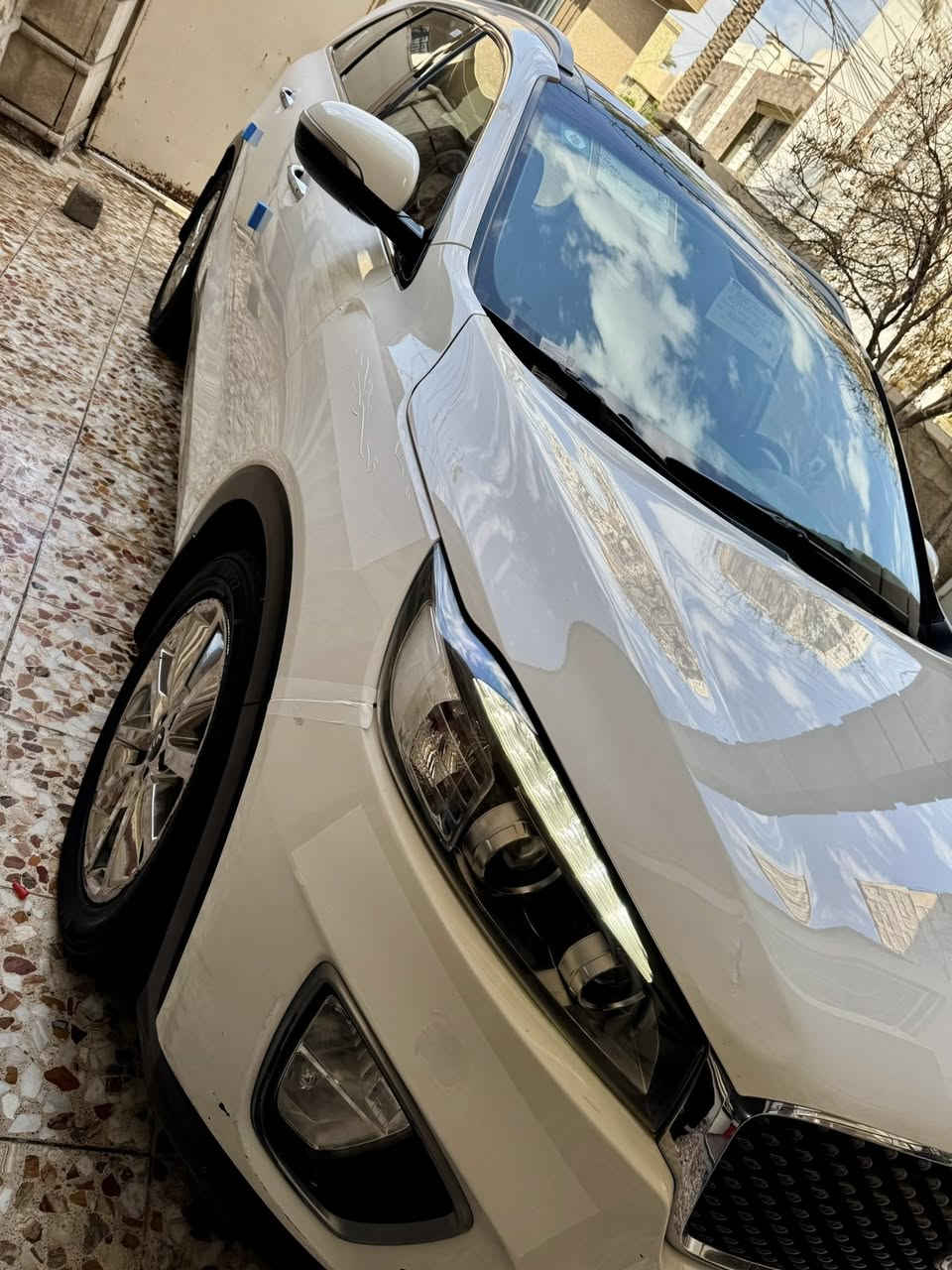 السلام عليكم سورنتو 2015 شكل 16 خليجي فول موصفات عدا الفور ويل  مكفولة من الضربة والصبغ ماشية ١٤٠ الف جديدة السيارة جداً سنوية وهزة كلة جديد موصفات بانوراما شاشة كبيرة حساسات امامية خلفية بصمة دخول ذكي كشنات جلد كشنات كهرباء ٧ راكب ٦ سلندر ٣ قطع تبريد وضعيات قيادة وباقي المعروفة السعر 200 وبيها مجال حك الجية المكان بغداد السيدية رقمي ***********
