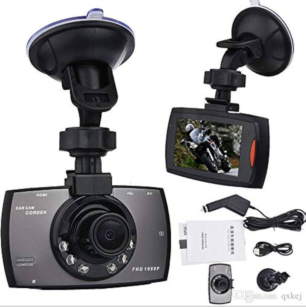 هذا المنتج عبارة عن كاميرا مراقبة للسيارات (Dash Cam) تعمل بنظام DVR وتتميز بالمواصفات التالية: 
شاشة بحجم 2.7 بوصة.
تدعم التصوير بدقة عالية ومستشعر حركة.
تتميز بوجود خاصية الرؤية الليلية المستشعرة للضوء.
تدعم خاصية G-Sensor لتسجيل حوادث التصادم.
وظيفة:
عدسة: عدسة بؤرية ثابتة
تكبير: تكبير رقمي 4x
الشاشة: 2.7 بوصة
الرؤية الليلية: أضواء ليلية بالأشعة تحت الحمراء
الصورة: صيغة JPG
الصوت: ميكروفون ومكبر صوت مدمج
G-Sensor: مستشعر الجاذبية
الدقة: 1080 بكسل
كشف الحركة: دعم مستشعر الحركة
الذاكرة: بطاقة ذاكرة
السعر 15


**إذا كنت صاحب هذا الإعلان وتريد حذفه لأي سبب، رجاءا أرسل رسالة إلى الدعم الفني**
