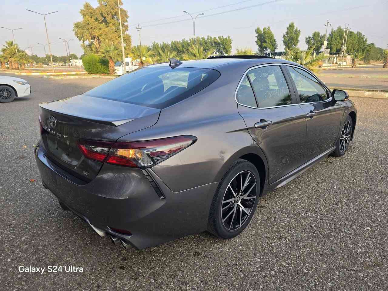 كامري امريكي موديل 2024 SE بلاص فول 
ماشي ٤٦
فقط بونيد صبغ بدون دواخل 
ارباك فقط ستيرن و راجع بلادي 
سيارة جاهزة و حلوى  يترقم اربيل او سليمانية 
مكانها كركوك  معرض ديار بكر & سيد محمد 
سعر ١٩٣
***********  واتساب / ابو انس 
فيديو تفاصيل داخل الصفحة
