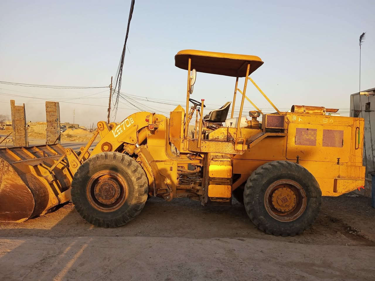 شفل كاوسكي 70B موديل 85 رقم بصره ألماني تحويل مباشر بلادي شركه مابيه قطره صبغ جاهز للعمل ***********
