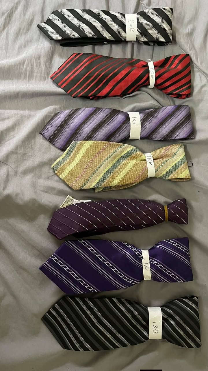 يتوفر أربطة رجالية ✨😎
بـموديلات مختلفة والوان ونقشات جميلة 👔
 

القطعة بـس ٣ الاف🙈🙉
مع الفحص قبل الاستلام 🥰 

و يوجد عروض على الكميات🤩

يوجد توصيل لجميع المحافظات العراق 🇮🇶


**إذا كنت صاحب هذا الإعلان وتريد حذفه لأي سبب، رجاءا أرسل رسالة إلى الدعم الفني**