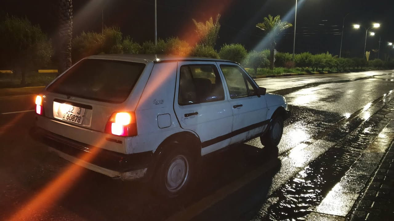 السلام وعليكم
كولف للبيع 
موديل 1986
محرك وكير شرط
المحرك صفر ثمانية 
طخم شرط
رقم انكليزي حديث
سنويا بأسمي شرط التحويل 
السعر 29 وبيها مجال 
مكاني تلكيف ***********
