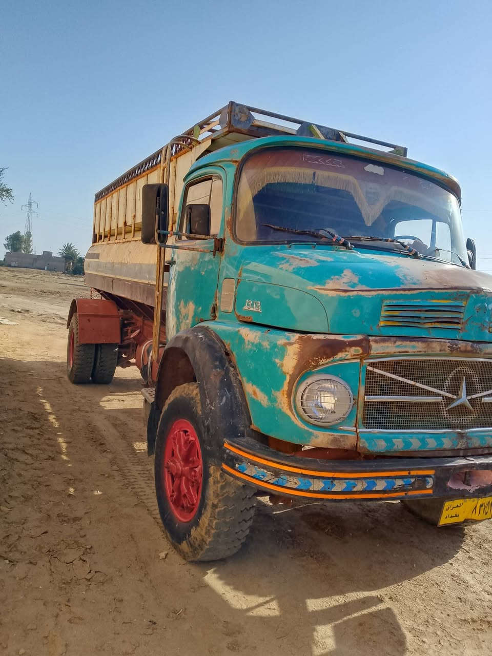 السلام عليكم ما شاء الله سياره مقفوله على البلاد رقم بغداد عشراويه اتصال على الرقم***********
