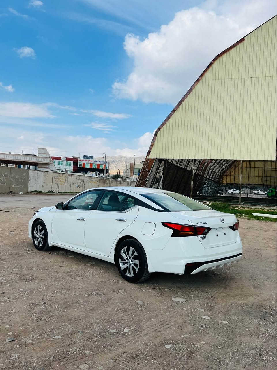 نيسان التيما موديل 2024 ماصوفات s بسمه و شه غال لاليا ليت و زينو تحديد سرعه و قودي حساس و رادار پشت و پيش حساس و رادار 

ضرر: بونت و دوو بوست تكمه صبغ بي داخلي و بي يرباك گير و مه كينه شه رت به ر و رادار شه ر سونه را سياري هه ي 
*********** اكر, نينوى
