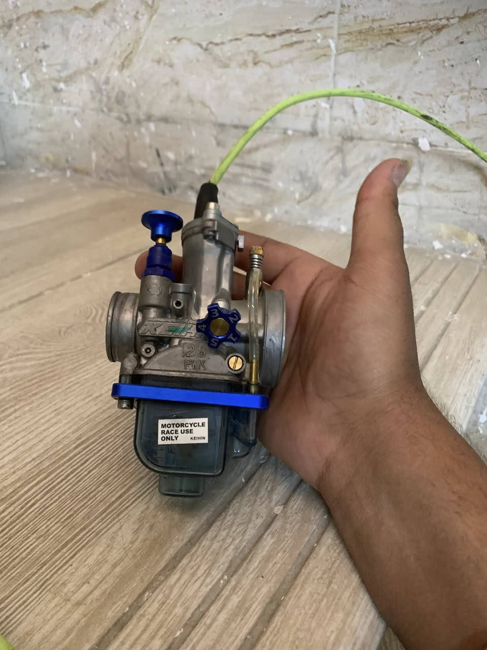 كابريتر قفاز رياضي هيه والقمجي للبيع مكاني الدوره ابودشير ***********
