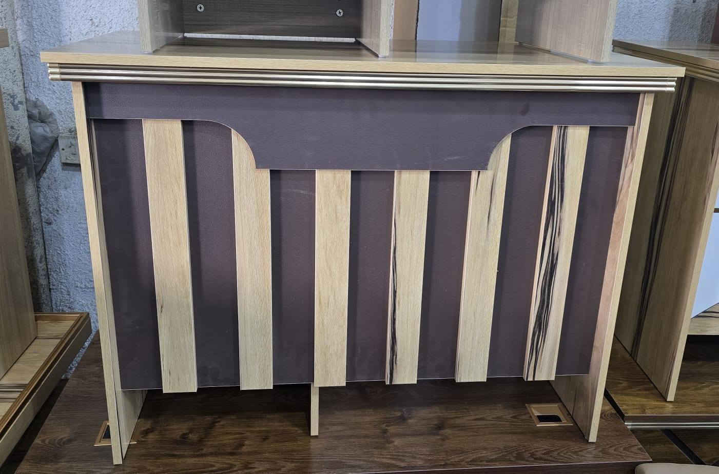 يتوفر لدينا اثاث مكتبي مختلف الموديلات كما موضح في الصور نقدا وبالتقسيط 
#جمعيةبيتي
#للبيع بالتقسيط


**إذا كنت صاحب هذا الإعلان وتريد حذفه لأي سبب، رجاءا أرسل رسالة إلى الدعم الفني**