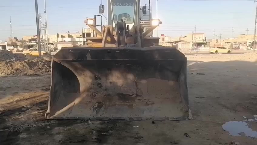 سلام عليكم
شفل اللبيع 
موديل 1997داش زت ثري
مكينه نيسان 
شفل جاهز العمل 
مكان العماره
سعر 160ورقه وبي مجال 
مكلف بل نشر رقم راعيهه 
***********
