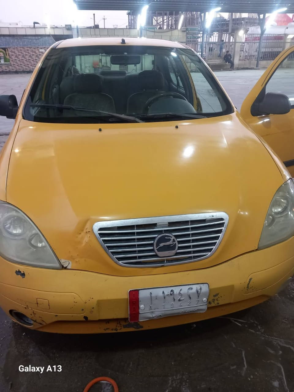 طيبه 2016 مكفوله كير ومكينه وحداديه وصدر وتخم تاير تبريد ثلج كهربائيته كله شغاله لا ضربه ولا تبديل راعيه بل عماره السنوية لل 2027 مصفره السعر 33 وبيه مجال قليل اتصل ***********
