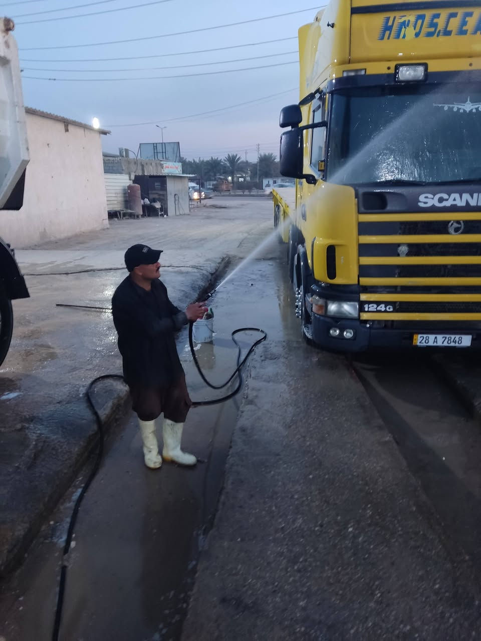 للبيع اسكانيه تريله رقم جديد نجف باسمي
مربوطه راس وعربانه رقم جديد
السياره مكفوله من كلشي 
السعر المطلوب ع خاص اخوان مامتواجد ع فيس 
لاستفسار  ***********
