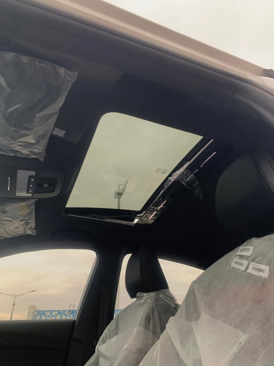 ام جي 5 للبيع جديدة كفالة عامه بلجيس السيارة
كله دهن اصلي اكسادو وبانزين محسن والسيارة حيل جديدة موديل 2025 ماشيه فقط 20 الف فول الفول كامرات 360 وكلشي بيهة 

مكاني بغداد ***********
