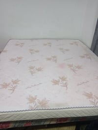 دوشك • للبيع • قابل تفاوض