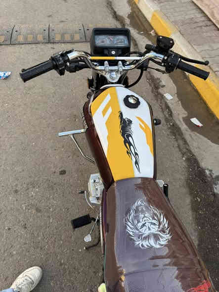 يالله ايراني مكمرك كمرك اصوالي مو مال مزاد تسجيل مباشرتن موديل ٢٠٢٣ كامل كلهه شغال برغي مابي نقص السعر ٨٥٠ العنوان الرمادي التاميم ***********
