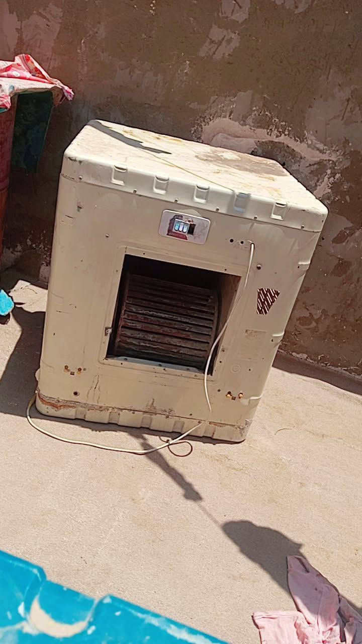 للبيع الي تعجبه من ذني غراض يدخلي خاص انطي سعرهه


**إذا كنت صاحب هذا الإعلان وتريد حذفه لأي سبب، رجاءا أرسل رسالة إلى الدعم الفني**