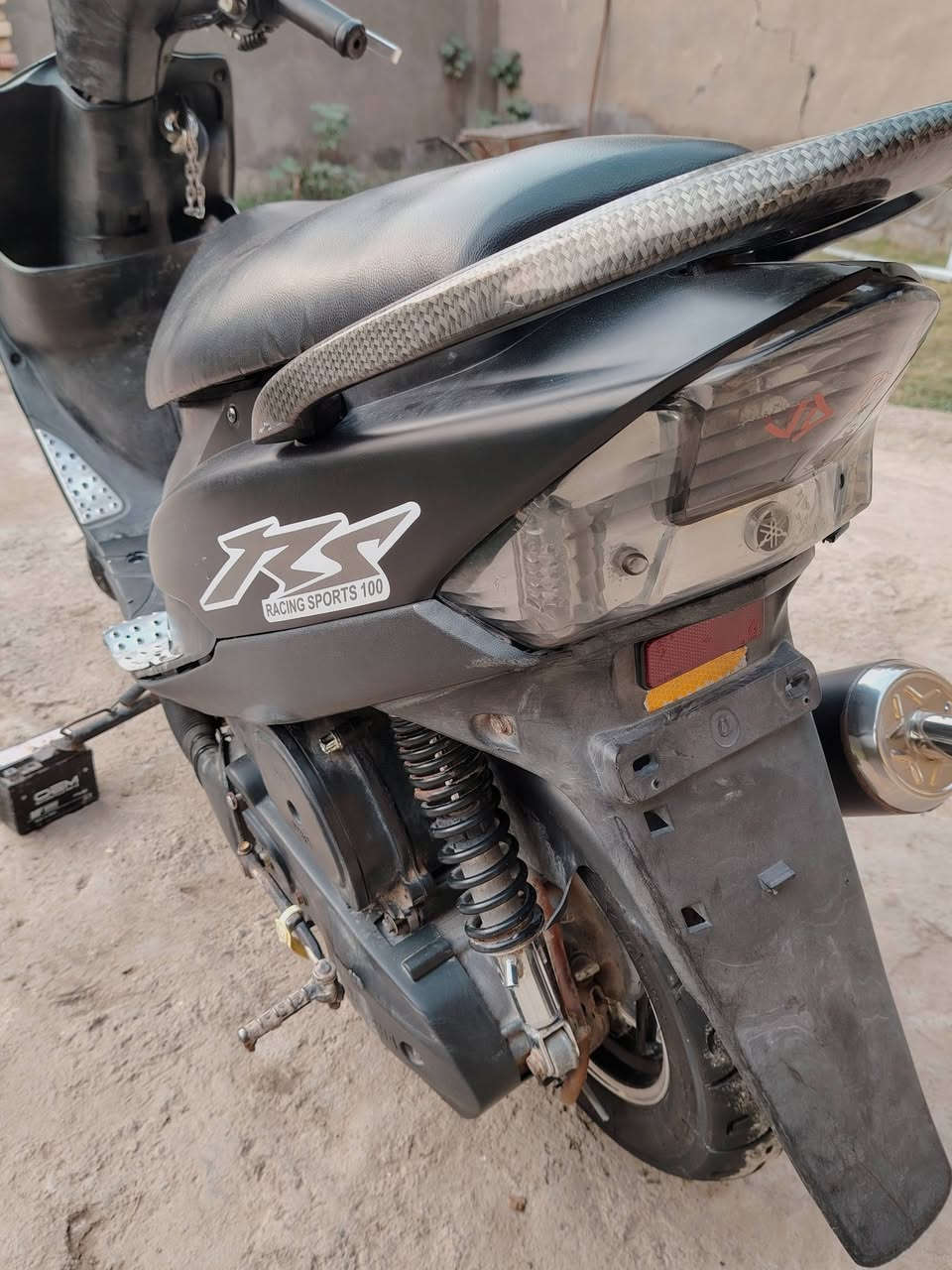 سلام عليكم دراجه  ماكس عدلة  49 فول نضافة مزوده..  مكاني كوت لسعر 550 بيها مجال ***********
