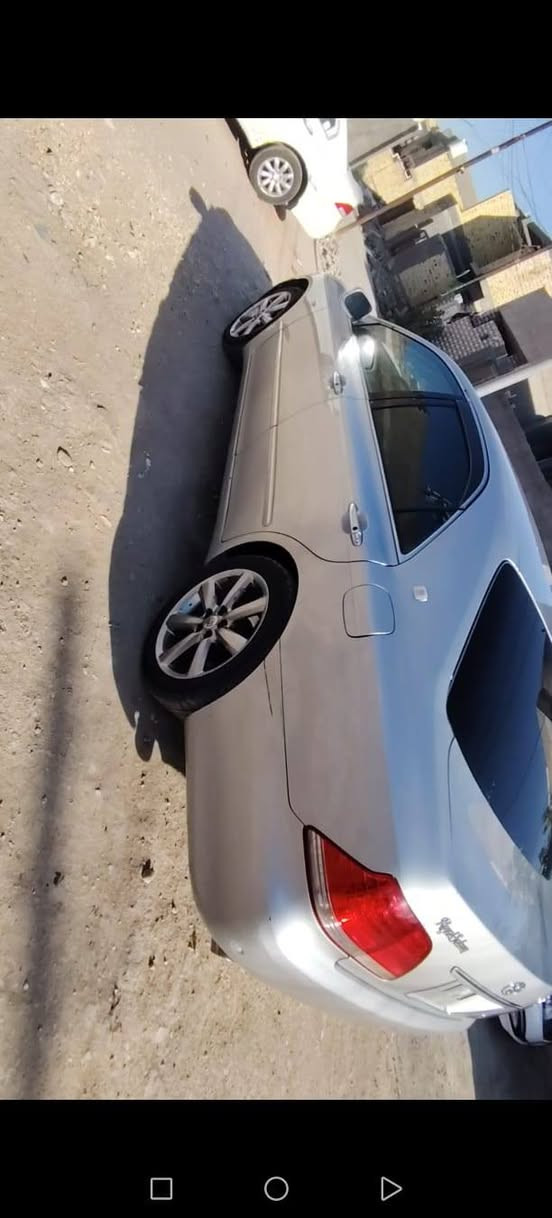 السلام عليكم 
شاهينه ٢٠٠٧ ادوات كصتين دخول جديد سياره سبير مانازل ماشيه قليل مكينه كير حداديه مكفولات تبريد ثلج اتلث دگم برده خلفيه كامره خلفيه ترحيب سنتر لوك بصمه سوده منقي هواء داخلي سبلت دوار لايت دوار كشنات كهرباء مكان السياره الناصريه السعر  33 وبيهه مجال ترهم  مراوس بملكه مع الفرق  ***********
