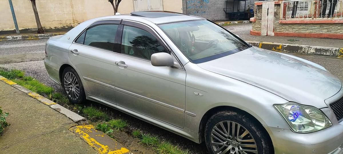 ئەدمین❤️
شاینە ١٨٢ بڕاوە 
سڵایدسیدوگمە
ناوڕشی ساج سور
تەبریت سادوو گەرم بەشەرت
دەعمو لیدروی نیە
سیارە کە ماڵی دۆستە
سەقڤو کەڤەری بەشەرت
***********
ئەدمین❤️
