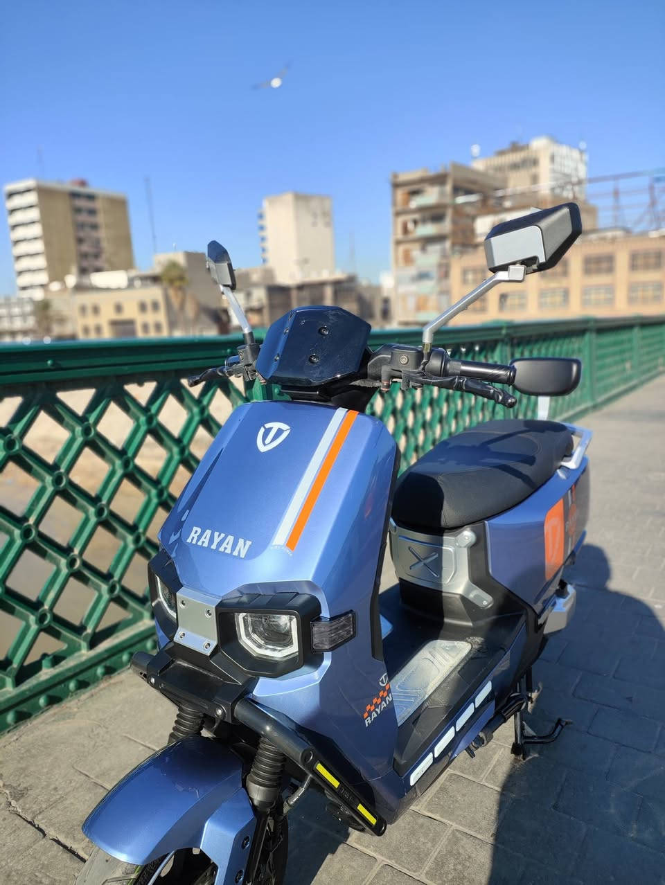 السلام عليكم دراجة شحن وحش الكون جديد زيرو استعمل 15 يوم 6بطارية مسطرة38 امبيرة *********** سعر 950 بيها مجال الطيبين عنوان بغداد ساحه الوثبه ملف بقدرة 2000واط سرعه 80
