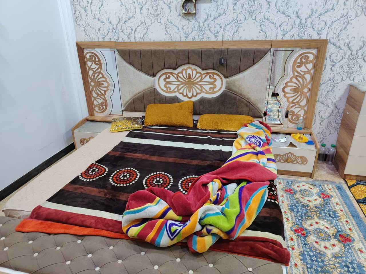 غرفه اخشاب تركي كلش نظيفه استخدام قليل تجي وتشوفه بعينك العنوان البصره المطيحه 
العنوان البصره المطيحه 
السعر مليون وبيه مجال
للاستفسار *********** وتساب
