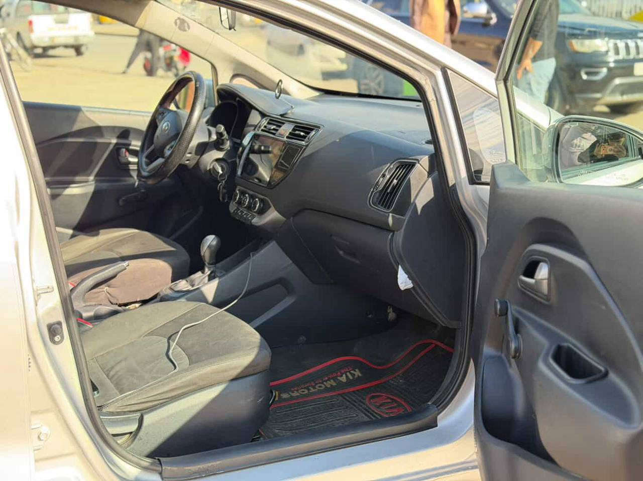 كيا ريو موديل 16 وارد امريكي كلين تبريد شغال محرك كير شرط سنوية منتهية 2024
*********** 
بي واتساب
