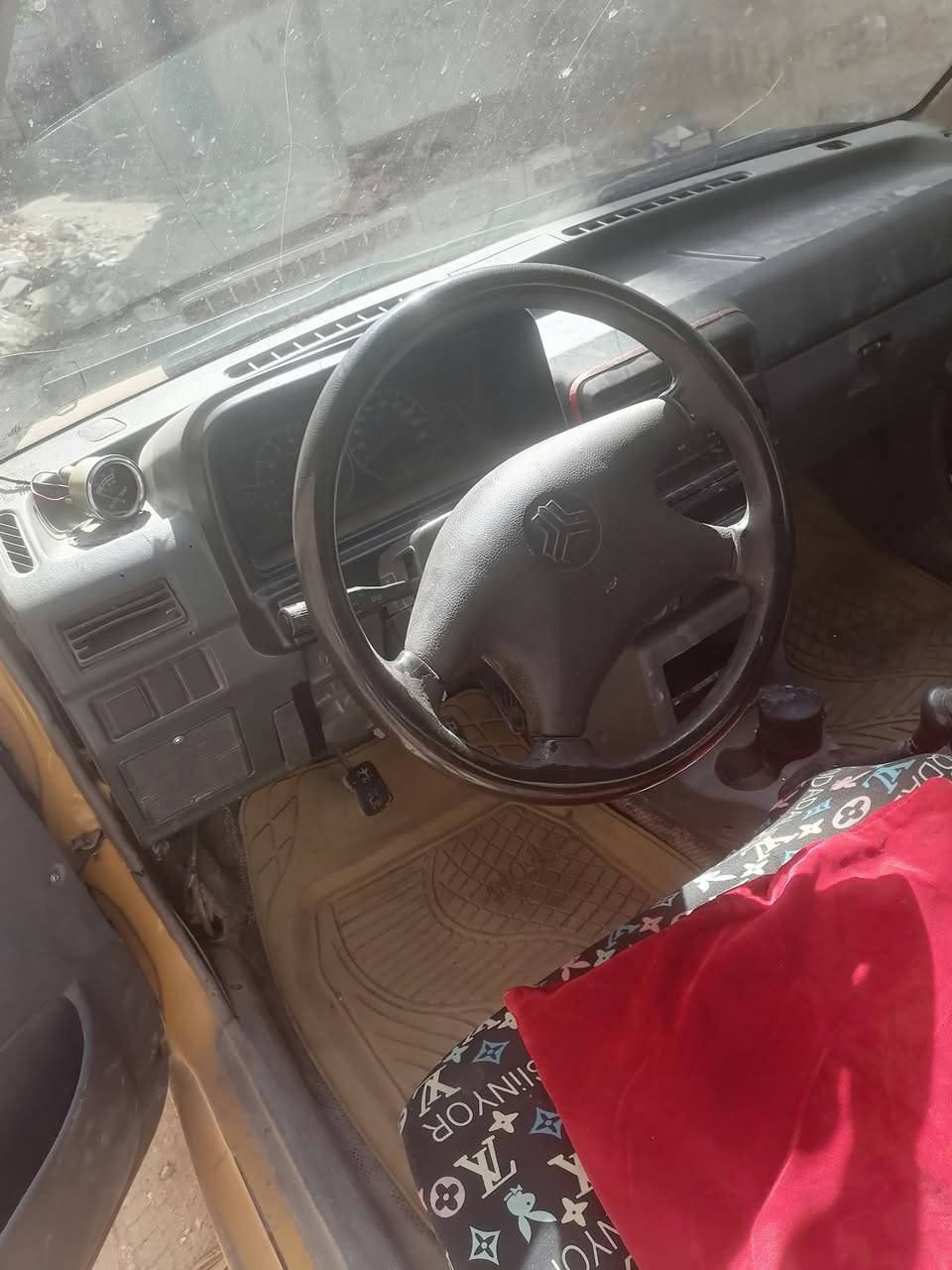 سلام وعليكم سيايبا موديل 11 بلاديه كير محرك كفاله كشر نضيف سنوية سقطه بل 19 وضايعة عندي بهه كتاب سنوية عربي ونكليزي سنوية ستنساخ موجودة مستمسكات راعيهه عندي عندي بهه وكاله بس راعيهه ضاع رقمه ومغير عنوانه اني اتكفل جميع قوانين العشائر من سرقه او مطلوبة لا هيئة ولا غرامات ماعليهه سعر مليون 200 مكان بغداد زعفرانيه رقم *********** تجي تخذهه من بيتي
