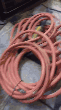 السـلام عليگم مڪينه مال لحيم هيـه وايࢪاتها اللبيـع السعࢪ 180 الف 
وهاذه الࢪقم ***********
