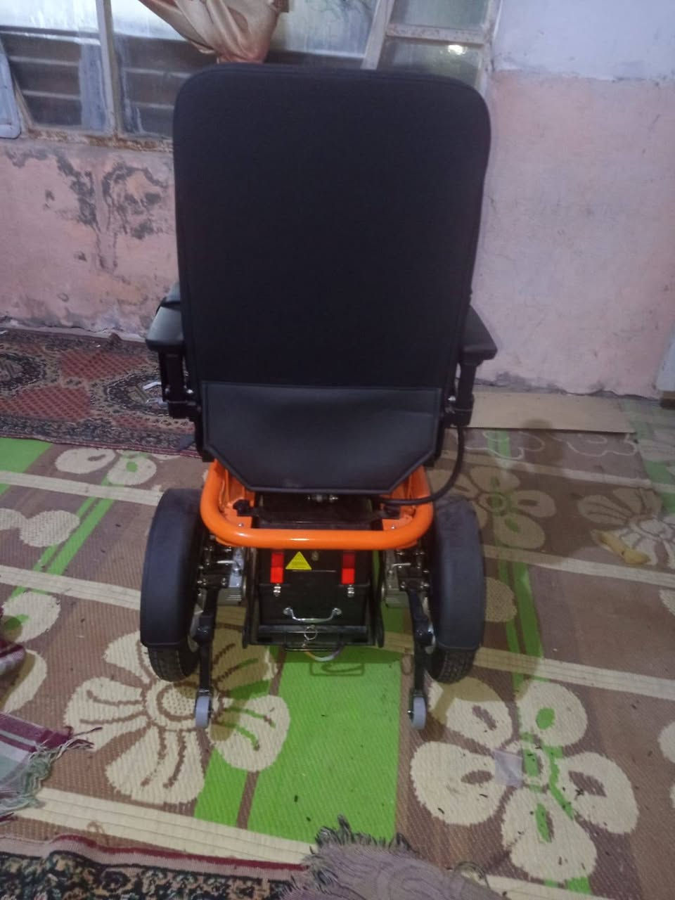 السلام عليكم عربانه للبيع جديده والله مامستعمله والسعر خاص *********** واتساب

