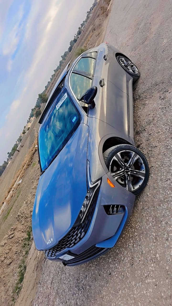 K5 موديل 2023
السيارة فول مواصفات 
بانوراما
بصمات تشغيل وابواب
كشنات جلد تدفئة وتبريد
قطعتين تبريد
داخل مطعم صاج
وهواي مواصفات معروفة ال EX اعله من الجي تي لاين 
ماشية 27
بدون رقم تترقم جميع المحافظات 
سعرها 175 وبي مجال
***********
