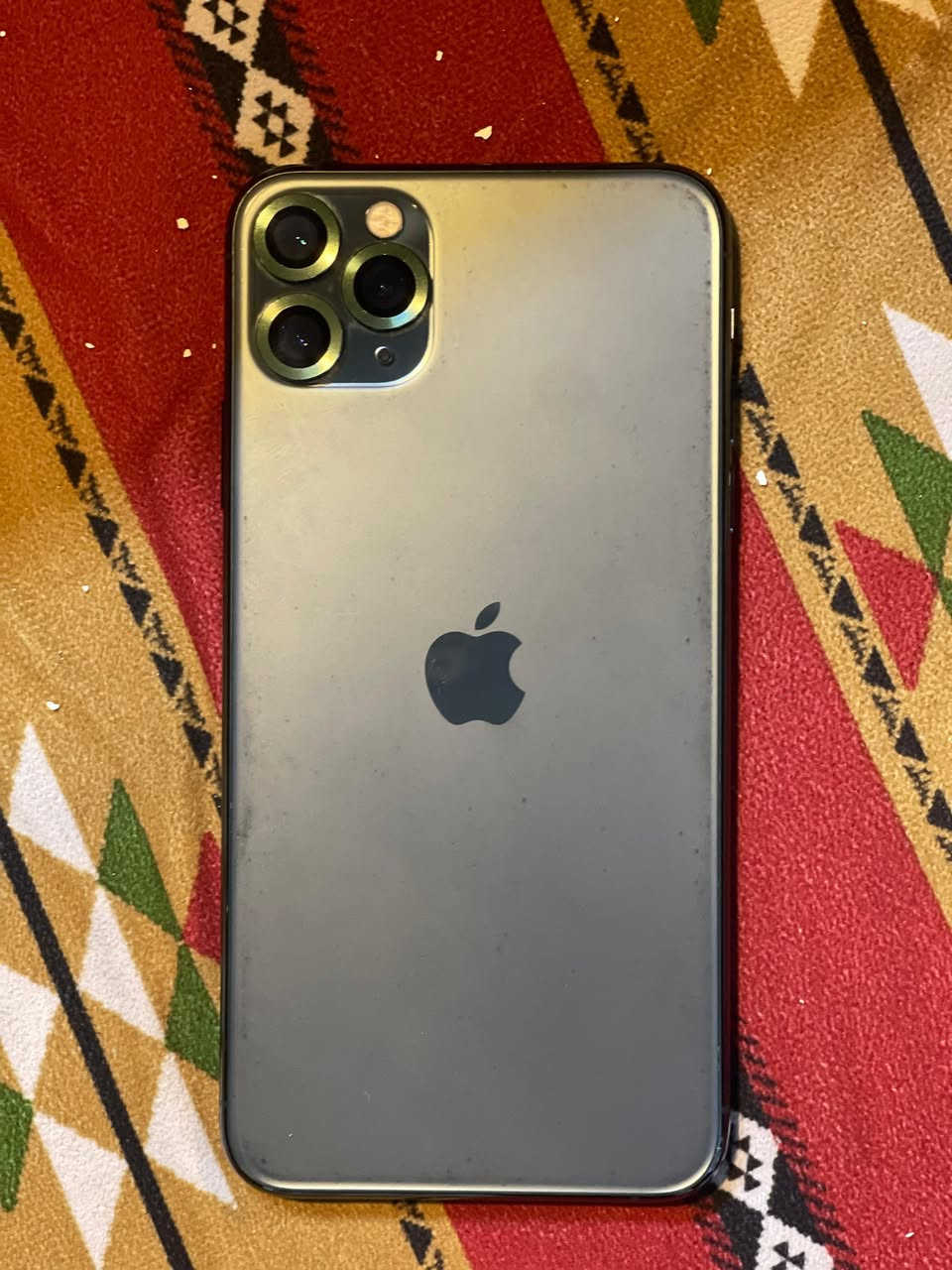 ايفون 11 برو ماكس فيس ايدي واكف ذاكرة 512 تك سيم جهاز شرط مامفتوح سعر 350 الف وبي مجال ***********
