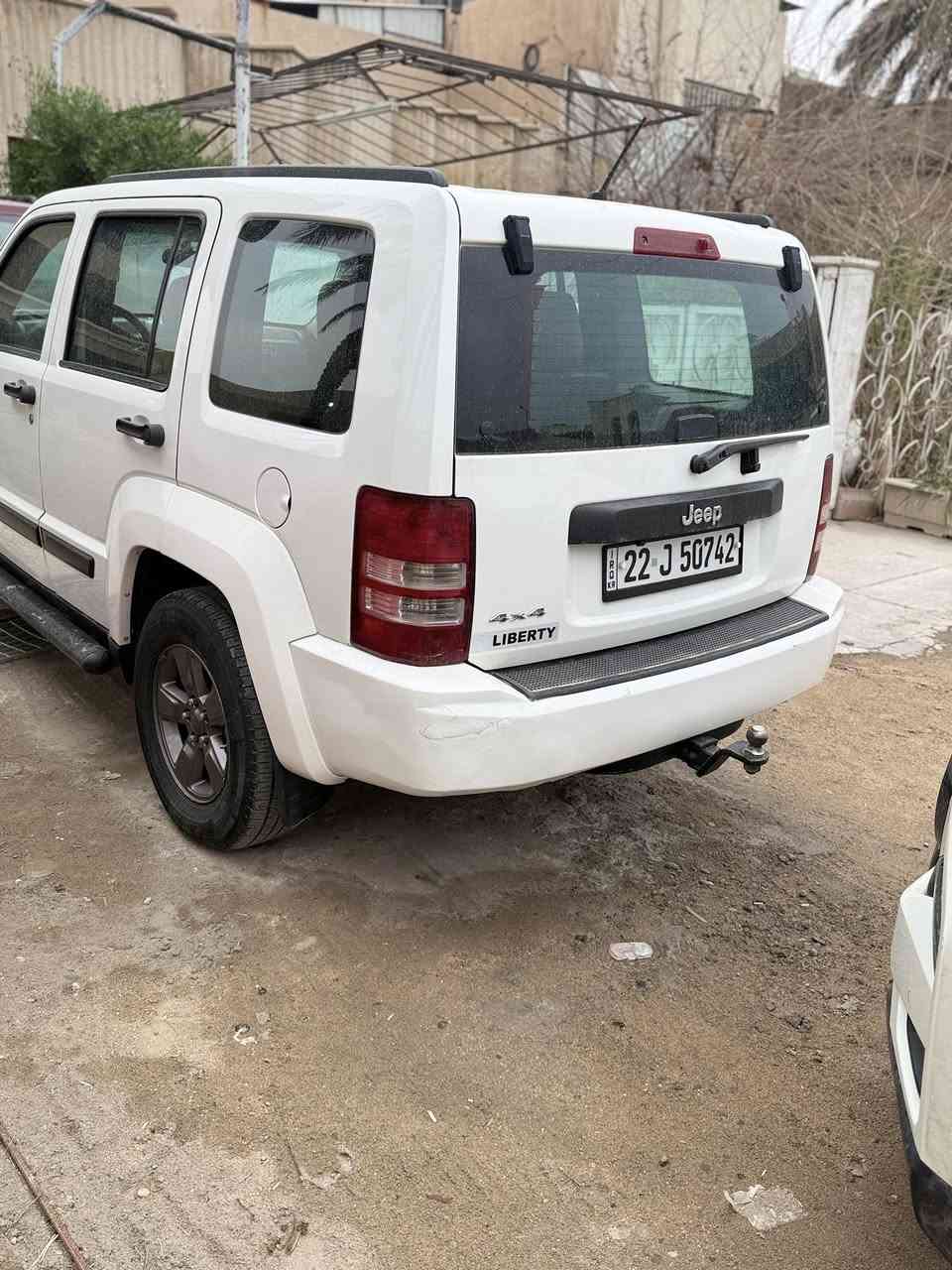 السلام عليكم جيب لبرتي ٢٠١٠نظيفه جدا محرك جيد جدا كير اتو جيد جدا تخم تاير صدر جديد رقم اربيل تحويل آو وكاله السعر ١١$وبيها مجال العنوان بغداد اليرموك وأي استفسار هذا رقمي ***********
