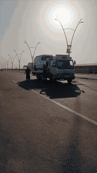 السلام عليكم سياره للبيع على حادثها سفانا موديل2008سياره  فقط هاي ضربه للتواصل ***********متواجد واتساب سعر60
وبيها مجال
