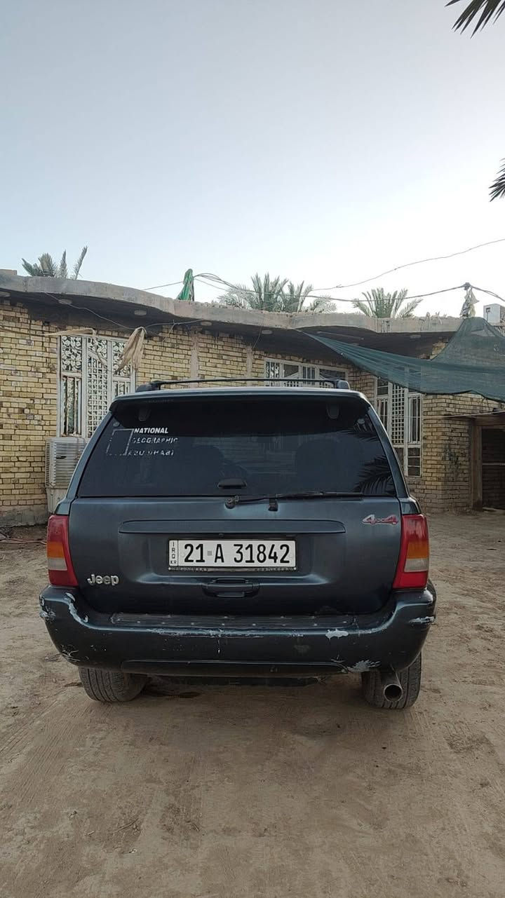 جيب موديل 2000
فور ويل سته سلندر
بيه بنيد صبغ اثر جراد
مكاني ذي قار شطره 
جاهزه 
‏‪***********‬‏
