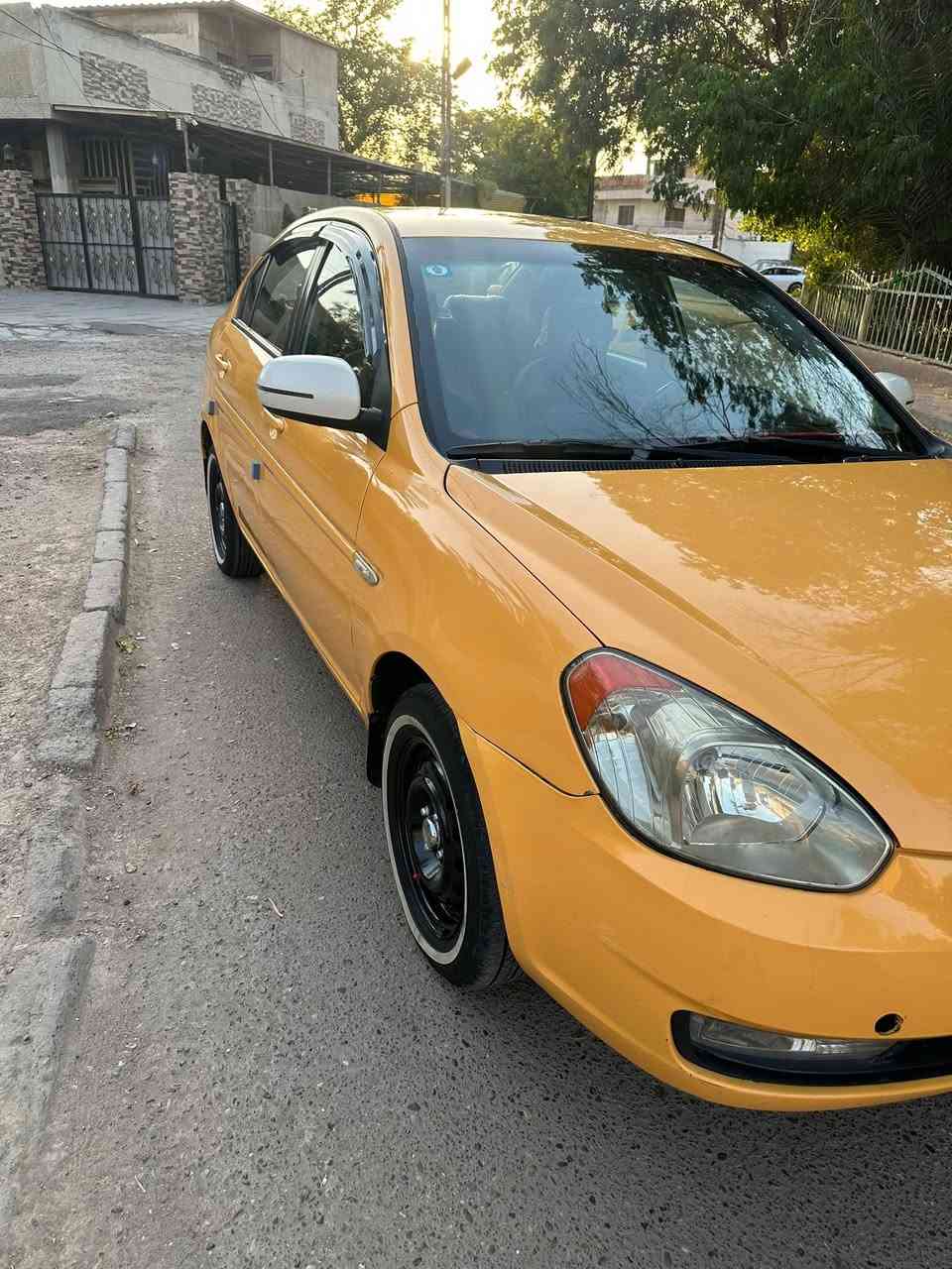 السلام عليكم للبيع اكسنت 2011 

وارد أمريكي حادث بل برواز الباب الخلفي ليبل واحد  مكينه وكير خير من الله جدد 
صدر جديد منظومه تبريد جديدة تخم تاير هيئة وغرامات مصفره  سياره كل نقص مابيها 
سعر73 وبيها مجال 
بغداد الأمين ***********
