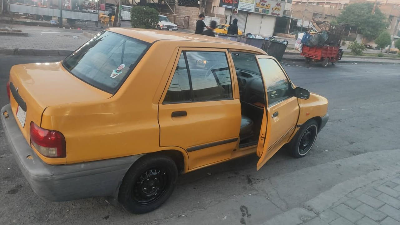 سلام عليكم سياره سايبه للبيع موديل 15 سعر 33بيها طخه خفيفه سياره مكينه جديده كير نضيف ***********باقي التفاصيل على الواتساب
