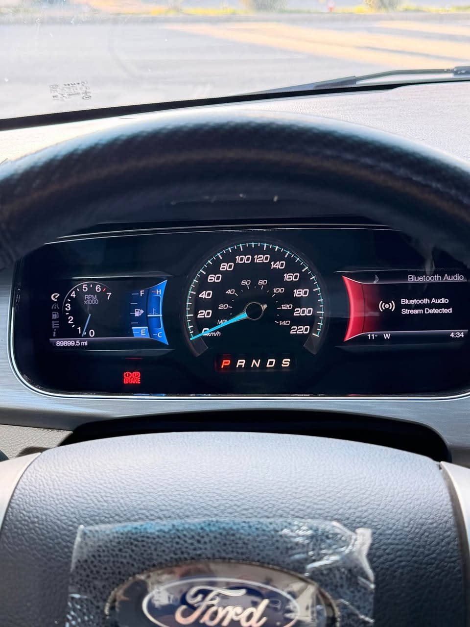 Ford taurus 2013 niva 
فورد توروس ٢٠١٣ خلیجی وەکالە نیڤا ⚜️sel 1/1 فول 
سەیارەکە بێ بۆیاخە ساردیش بە شەرت مەکینەو گێڕ 
سلايت سێشاشە ٨٩مل رۆشتوە بە شەرتی ئەوەی دەس کاری نە کرابێ مەکینەی نەکراوەتەوە 
نەکراوەتە تەقەو رەقە هەموو گیانی بە شەرت دوو سویچ بیلادی ناو زەرد هەموو گیانی لەسەر دەقی شەریکە ماوە بەردی ئەگزۆز بە شەرت بیلادە حاسەیە کوشن کارەبا سەنەوی تا ٢٠٢٩ تازەیە بە ناوی خۆمە تحویل وکالە بشرت  
رۆن و فلتەری بیلادی گۆراوە سۆناریم داناوە 

(٨٩ملً ماشي دعامي لدعامي ١/١ فول sel بشرت كفاله عام بدون حادس سونار موجود ناشر من سورە سياره نفس شريكه   )

سعر ***********
*********** واتسئاب السليمانية, العراق
