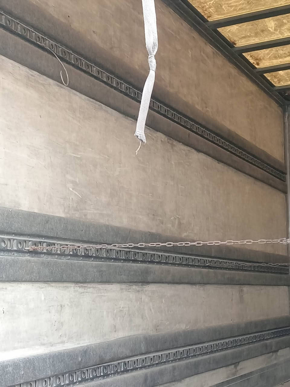 من رخصه الادمن كنتر وارد امريكي بانزين ٨سلندر يوكن جمسي بلادي كير اتوماتيك سياره بسمي ماشيه ٢٥ الف تحويل مباشر طول ٥متر شاصي عريض رحم الله والديك المايعجبه لا يعلق موديل ٢٠١٩ سعر ١٨٥ بيه مجال بسيط *********** اث ***********بيه رقم بغداد بلسنويه براد حاليا حافضه
