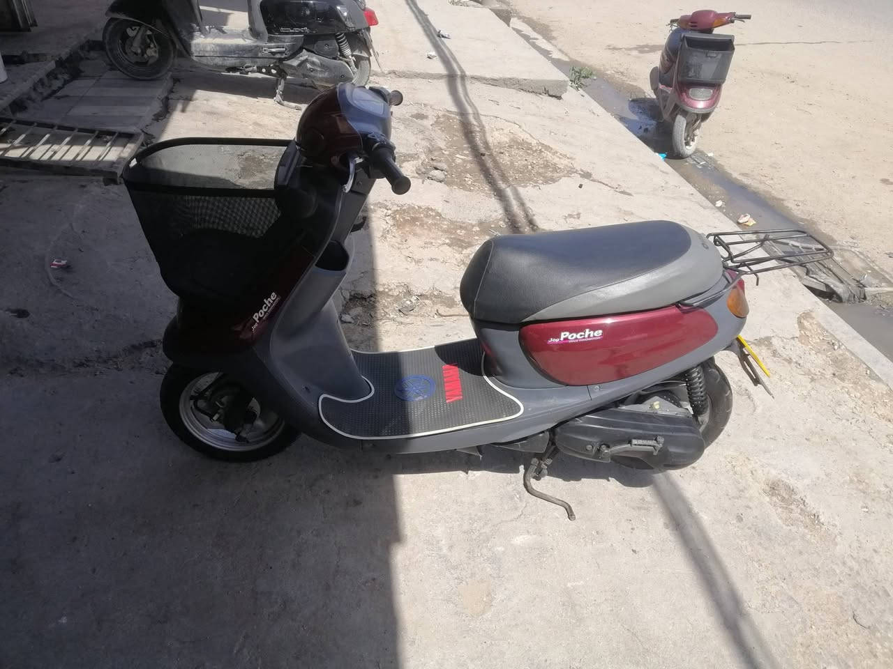 سلام عليكم دراجه لبيع منغولي ام سله موديل 203 دراجه حاويه ، مامفتوح  عنوان كربلاء قرب مستشفى العباس  الاهلي ***********,,,,,,***********,
