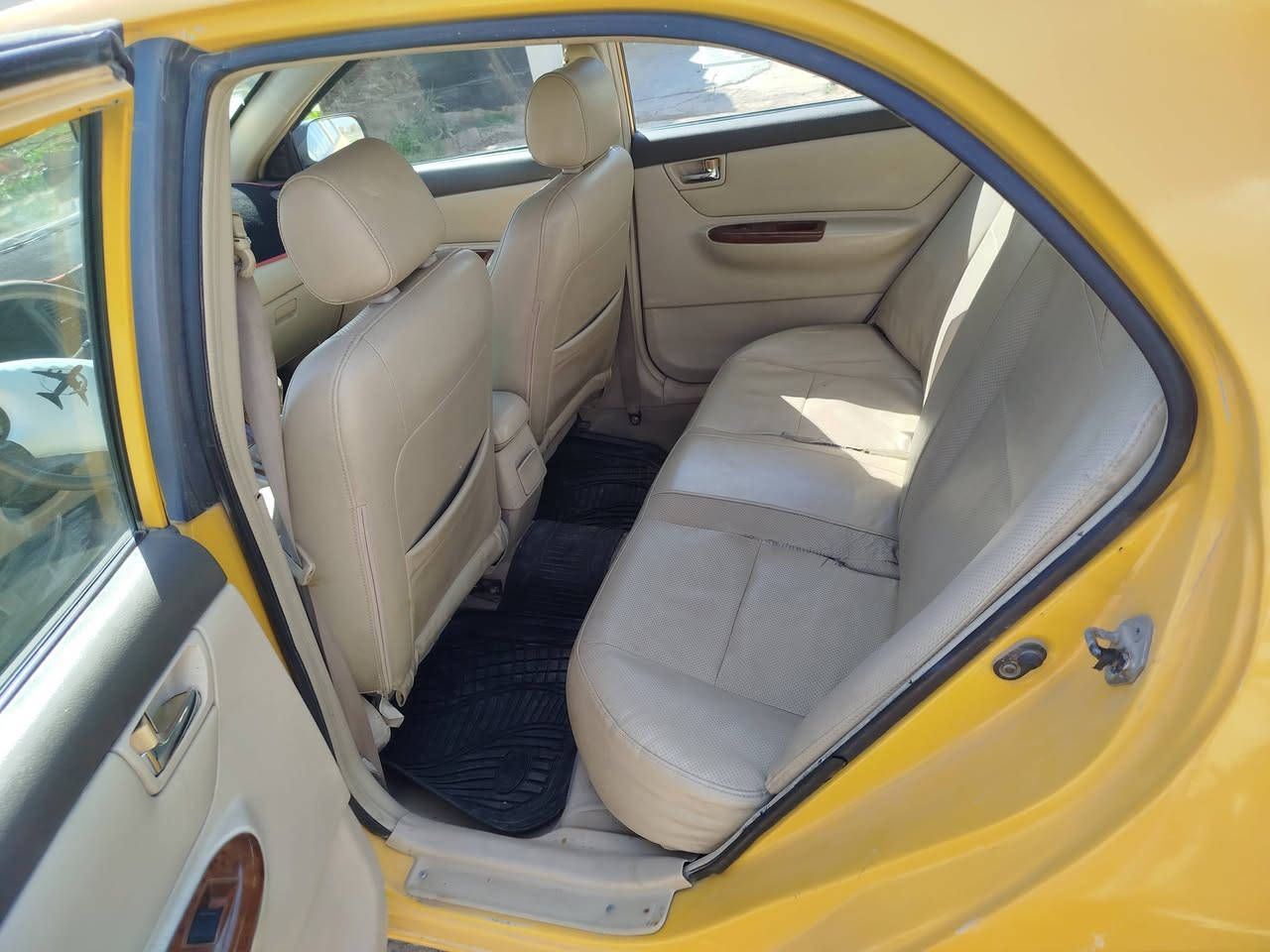 سلام عليكم بيوايدي موديل 11 السياره خير من الله فول تبريد تدفئة    كير ومحرك مكفول رقم نكليزي  وبسمي سنويتها منتهية صار شهر  مصفرة هية وغرمات ربع ماكو عله صدر جديد باتري جديد زوج تاير جديد    مكاني ديالى خانقين السعر 45وبي مجال  قليل وهذا رقمي *********** متوازي ع بيعتها
