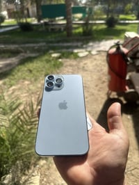 آيفون 13pro max 256 بطاريه ٨٠ جهاز نضيف مال بيت  ٠٧٧٧٧٥٢٩٧٩٥