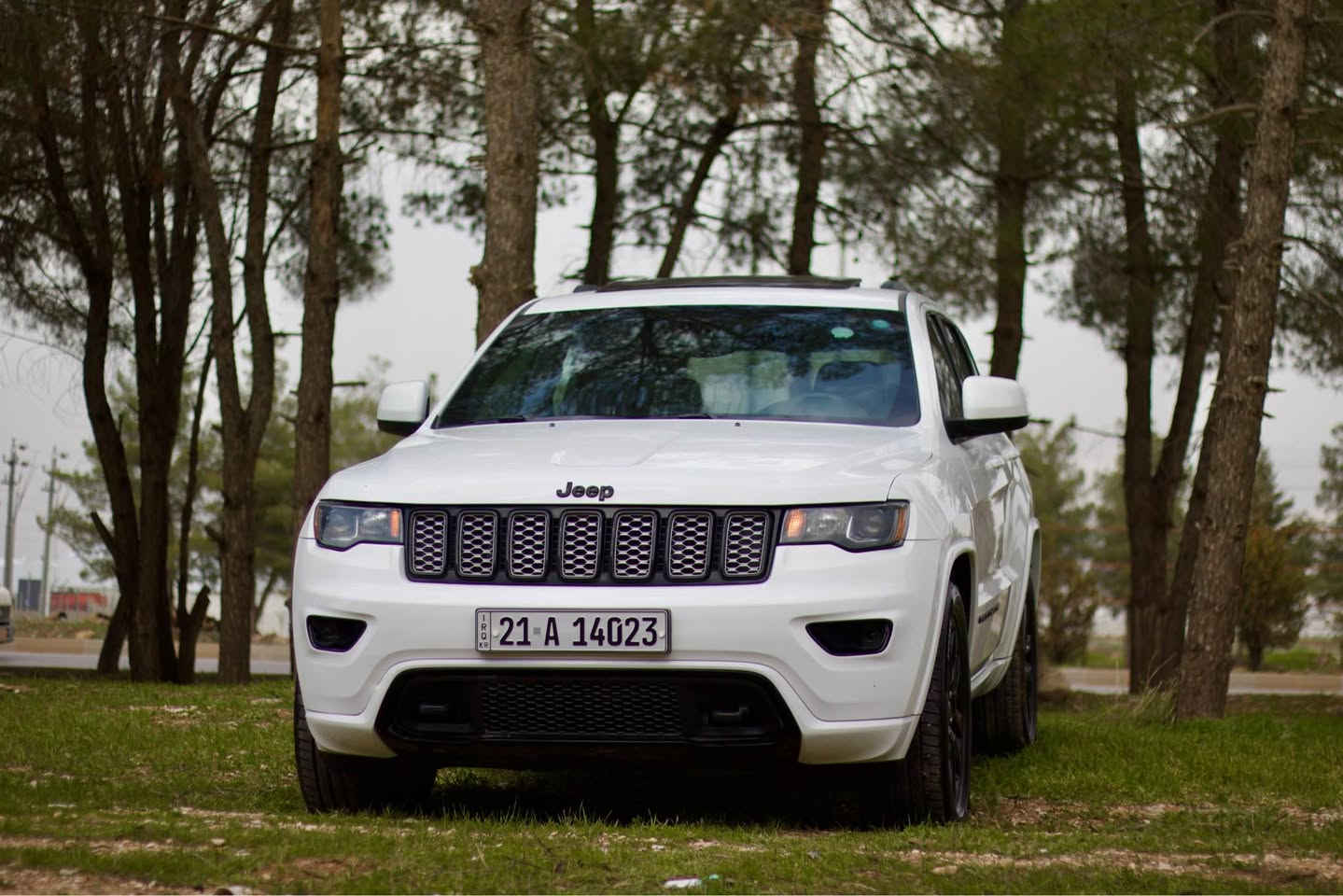 JEEP BLACKTOP
2020
cline title
دەعامی بۆ دەعامی بەشەرت بێ بۆیاخ 
٢ بەسمە 
شەغال
سنوق شەفت
سڵاید
حاسە 
شاشە گەورە 
کوشن هیتەر 
کوشن جلد و شاموا و کوشن کارەبای
تەبرید مەرکەزی
ڕاداری دواوە 
ئەوتو ستۆپ
ڕاداری ئاوێنە 
ماوەی ڕۆیشتن ٨٥ هەزار مایل
نرخی ٢٨٥$
یەک سەنت مەسرەفی نیە لۆک لۆکە سەیارەکە هەموو گیانی بەشەرت
*********** السليمانية, العراق

